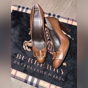 Stuart weitzman pump elegant dress shoes 8M dark brown